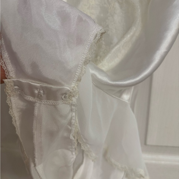 Vintage Nordstrom White Satin Lace Teddy Bodysuit Size 6/M – Made in Hong Kong - Picture 3 of 12